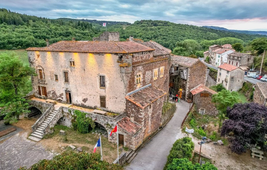 Château de Latour, Marnhagues-et-Latour, France, France